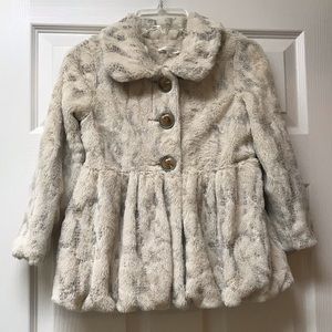 Beautiful Baby Sara Tan girl coat.